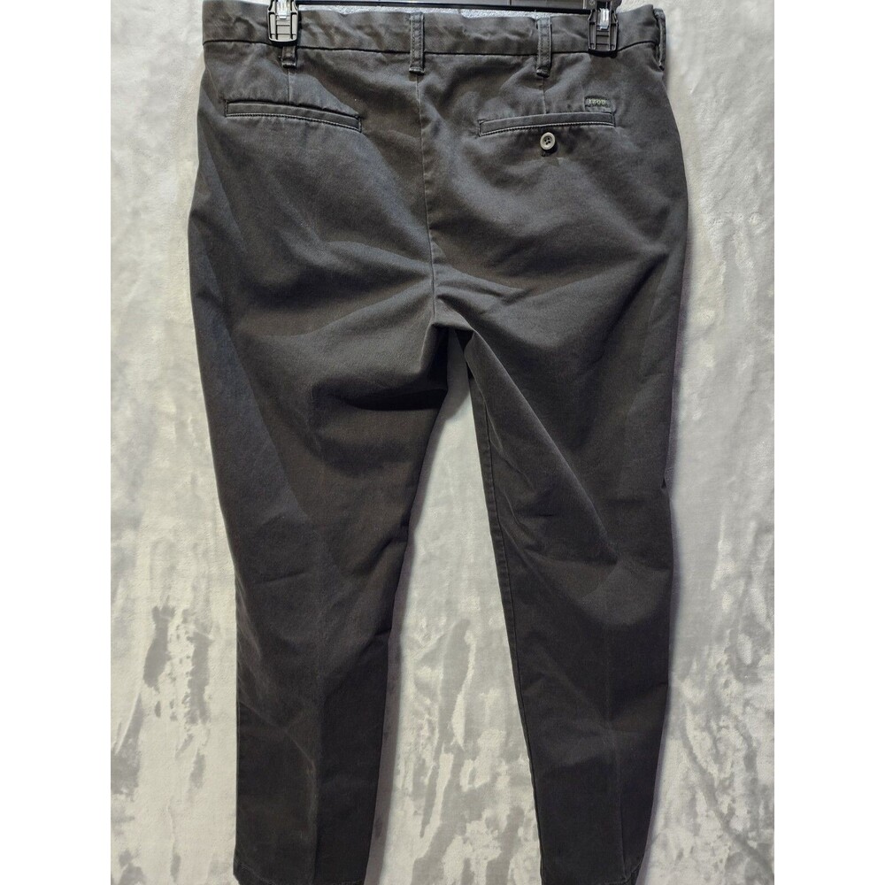 Izod Golf Slacks Chino Pants Mens Black 36x30 Slim Classic Preppy Athletic - Picture 2 of 6